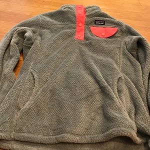 Patagonia grey and peach pull over